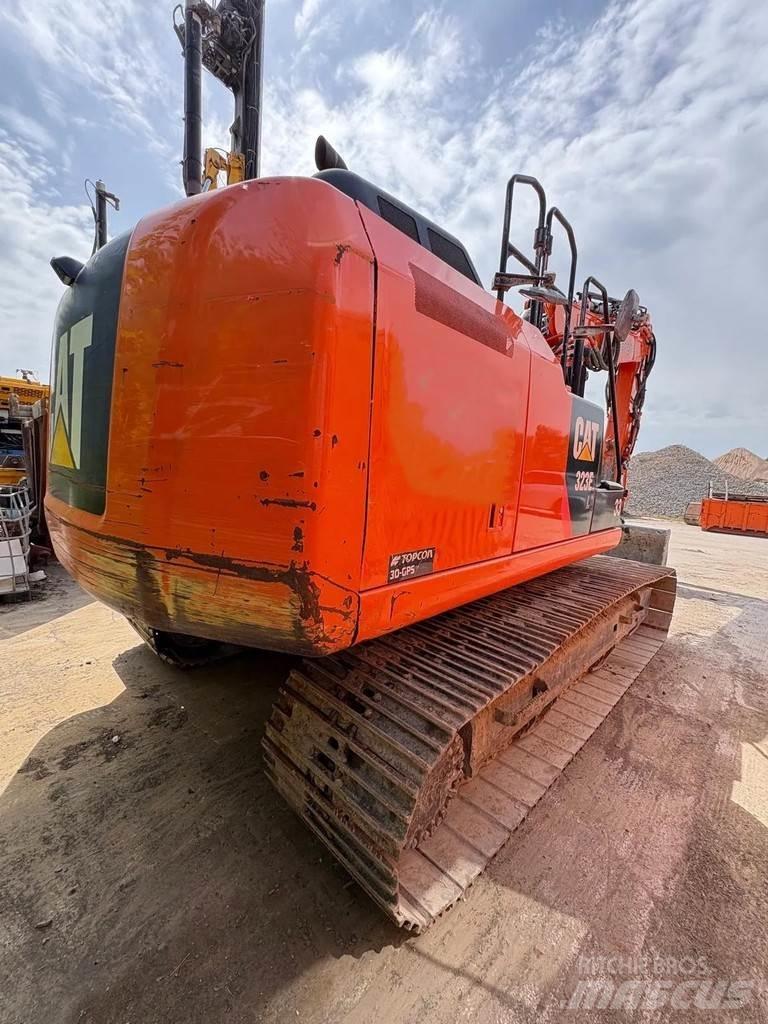 CAT 323E Bandgrävare