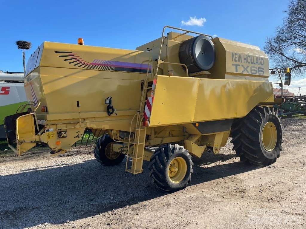 New Holland TX 66 Skördetröskor