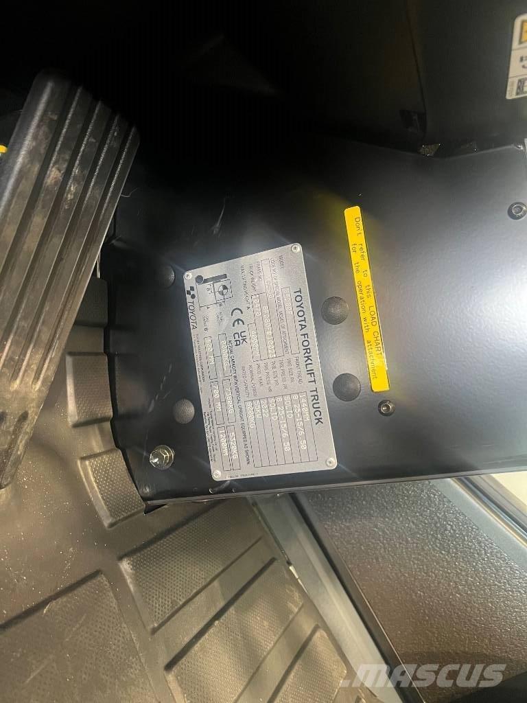 Toyota 8 FD 80 F Dieselmotviktstruckar