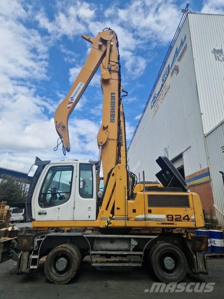 Liebherr A924C Avfalls / industri hantering