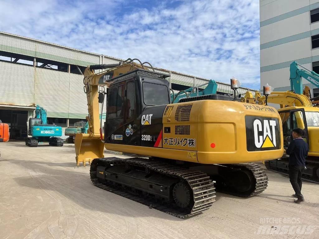 CAT 320 D Bandgrävare