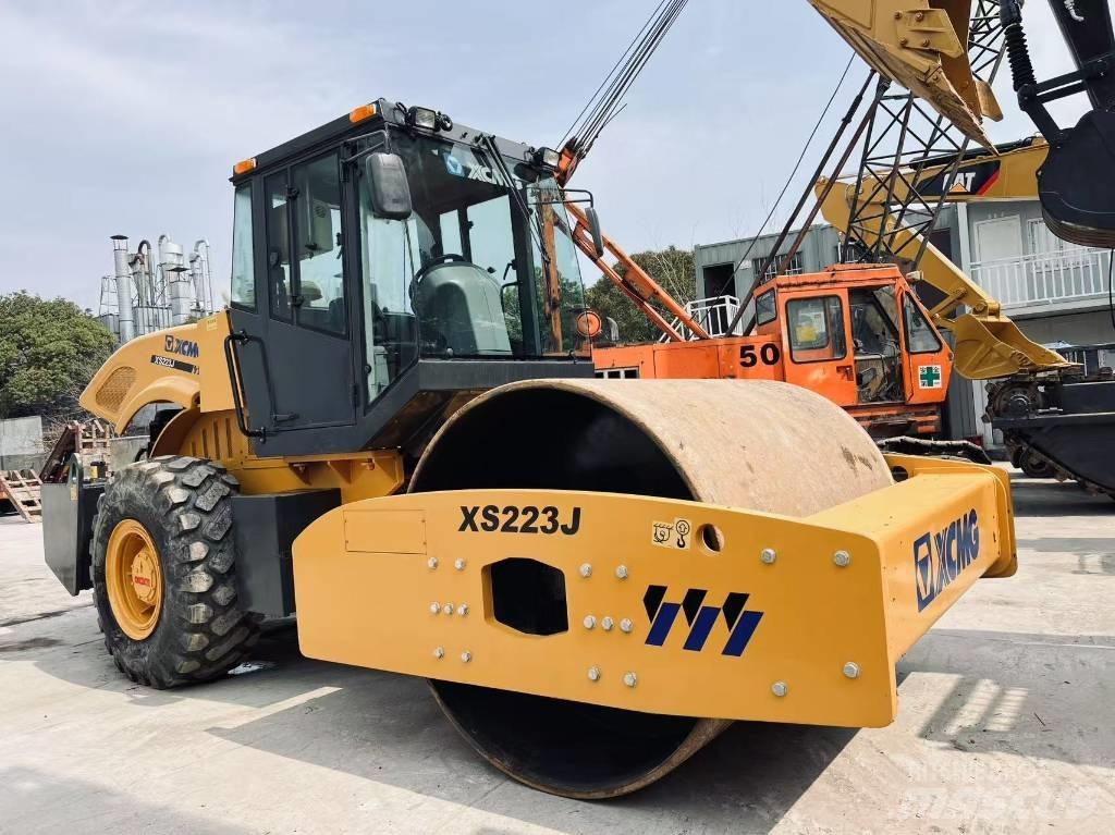 XCMG XS 223 J Envalsvältar