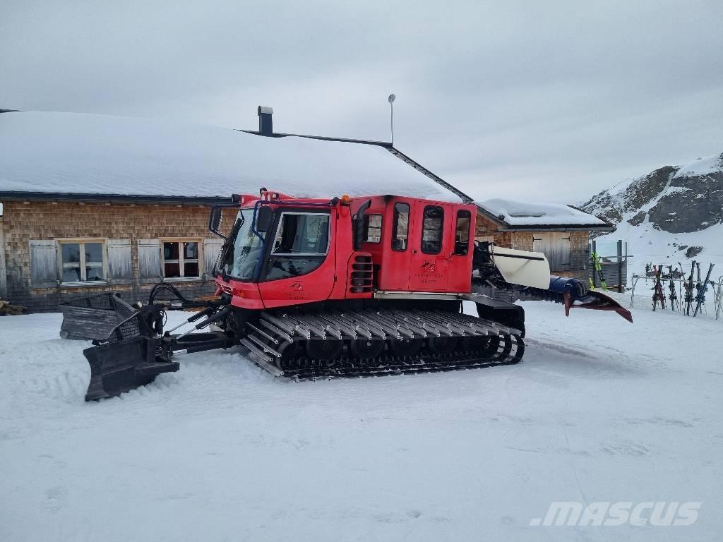  Pistenbully 300 DD Snöplogar