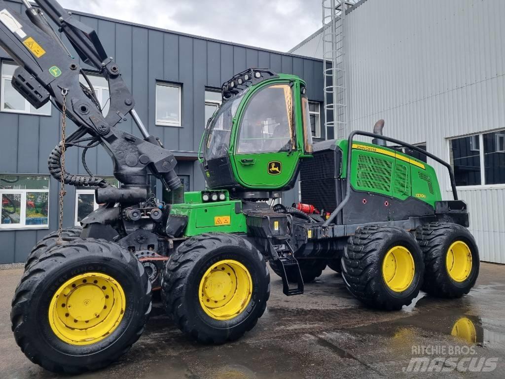 John Deere 1270 G Skördare