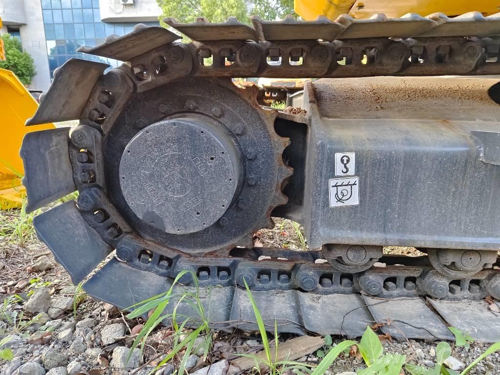 Komatsu PC 130-7 Bandgrävare