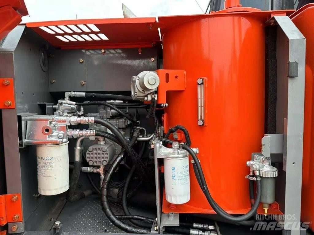 Hitachi ZX 120 Bandgrävare