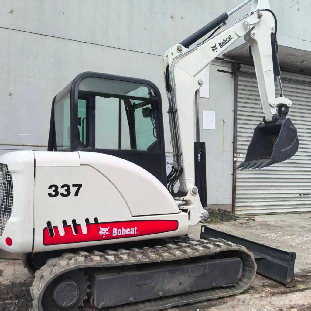 Bobcat 337 Minigrävare < 7t