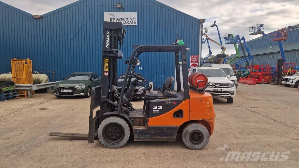 Doosan G 33 P-5 Gasolmotviktstruckar