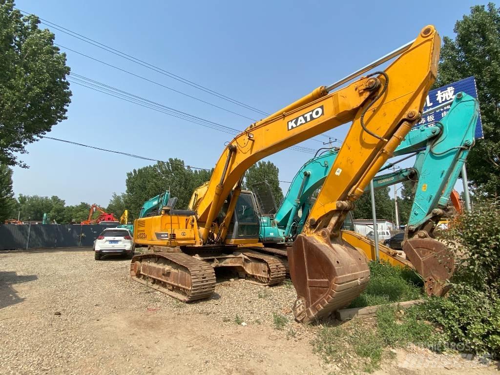 Kato HD 1023 R Bandgrävare
