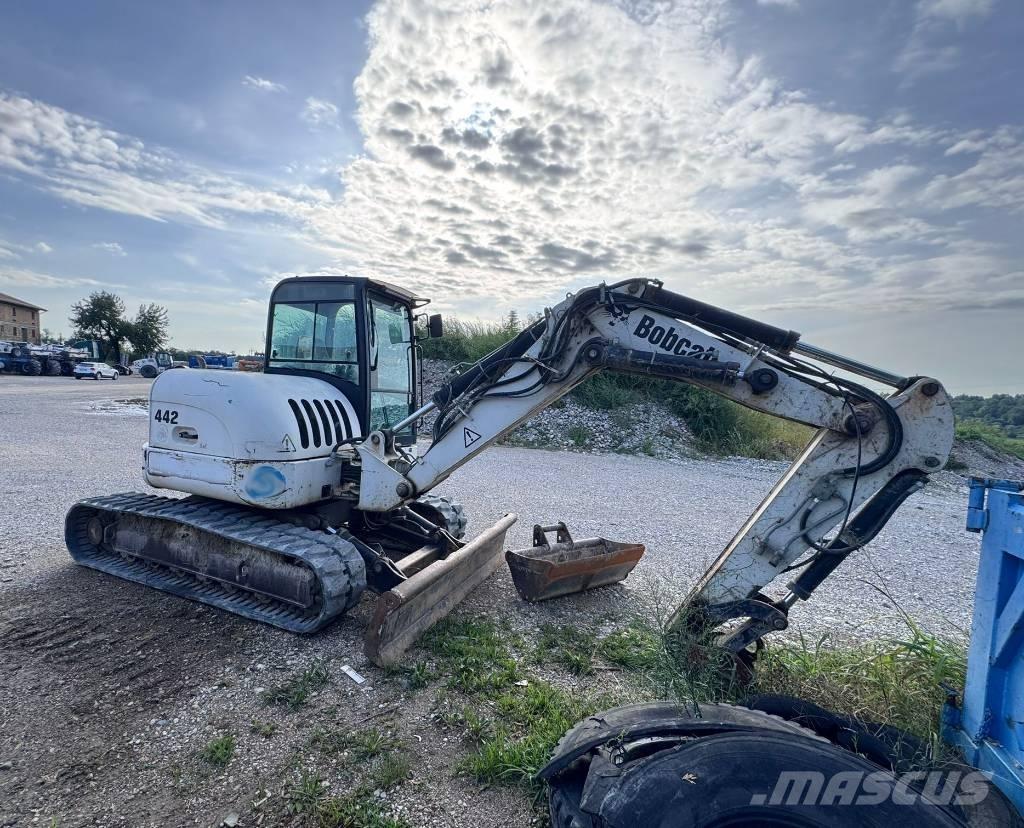 Bobcat 442 B Midigrävmaskiner 7t - 12t