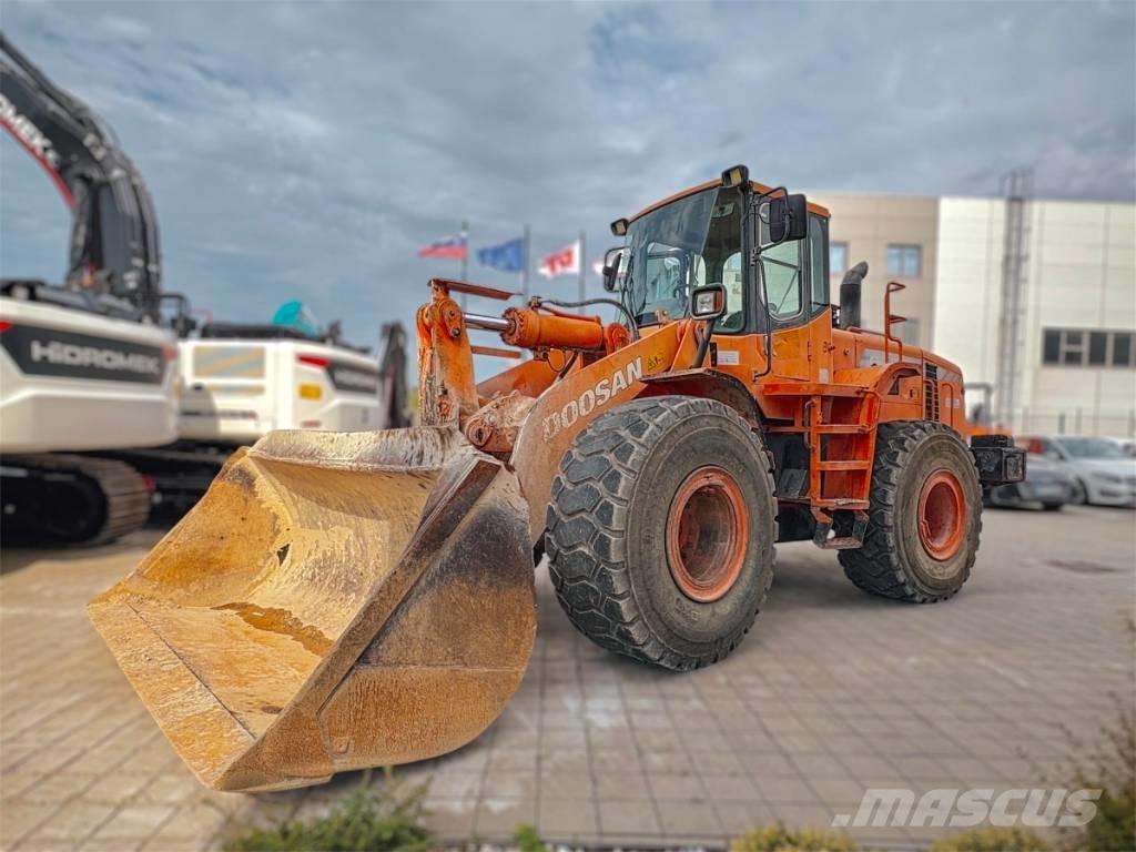 Doosan DL 300 Hjullastare