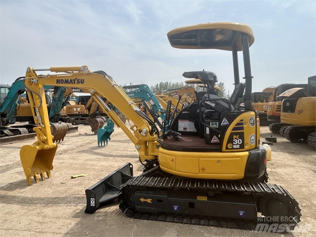 Komatsu PC30 Minigrävare < 7t