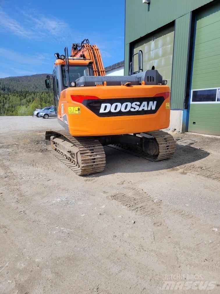 Doosan DX 180 LC Bandgrävare