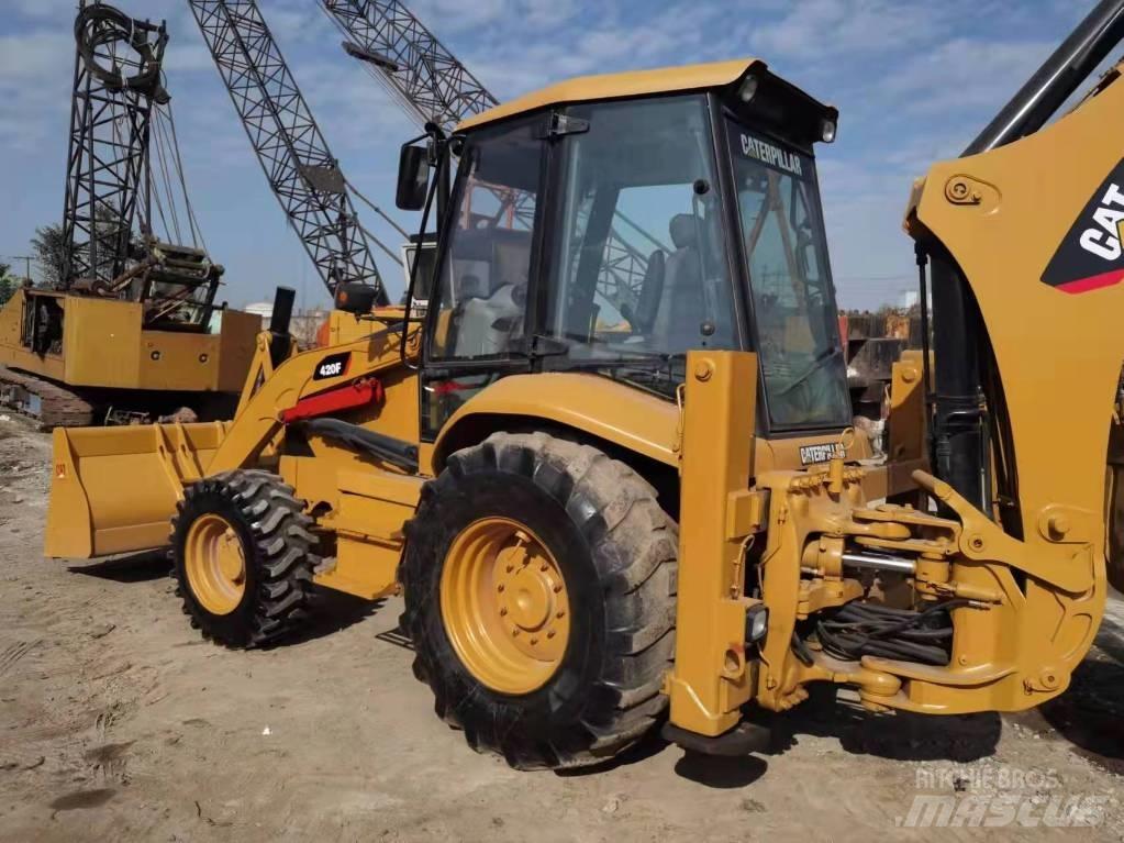 CAT 420 F Grävlastare