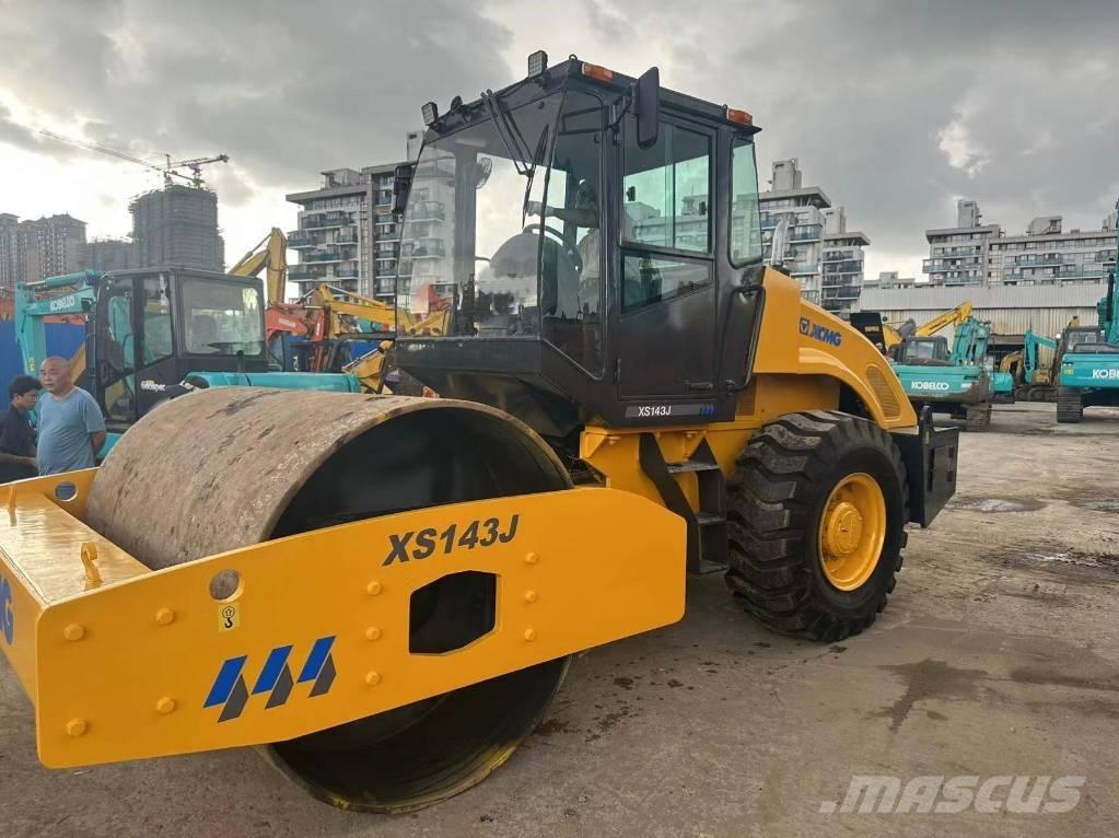 XCMG XS 143 J Envalsvältar