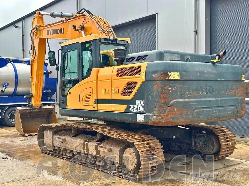 Hyundai HX220L Bandgrävare