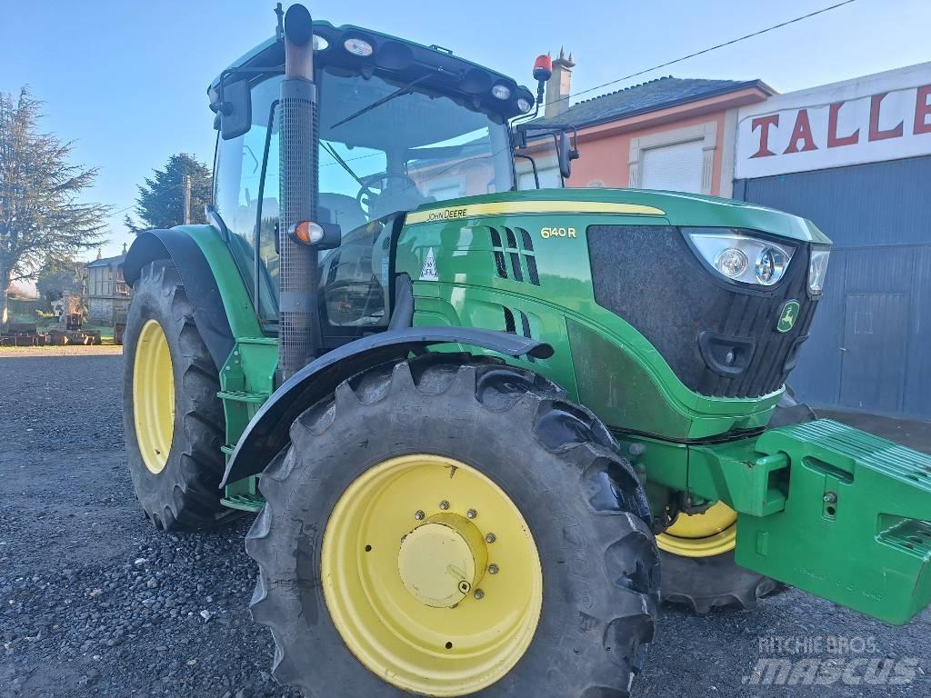 John Deere 6140 R Traktorer
