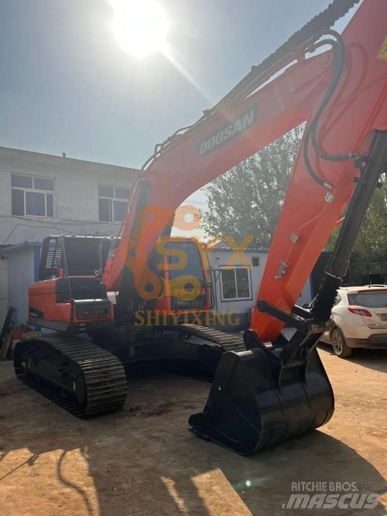Doosan DX300LC-9C Bandgrävare