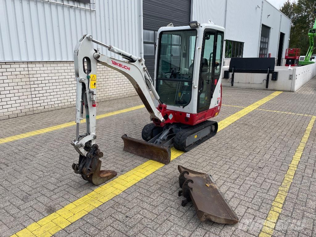 Takeuchi TB 216 Minigrävare < 7t