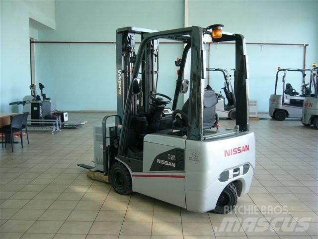 Nissan TX3-16 Elmotviktstruckar