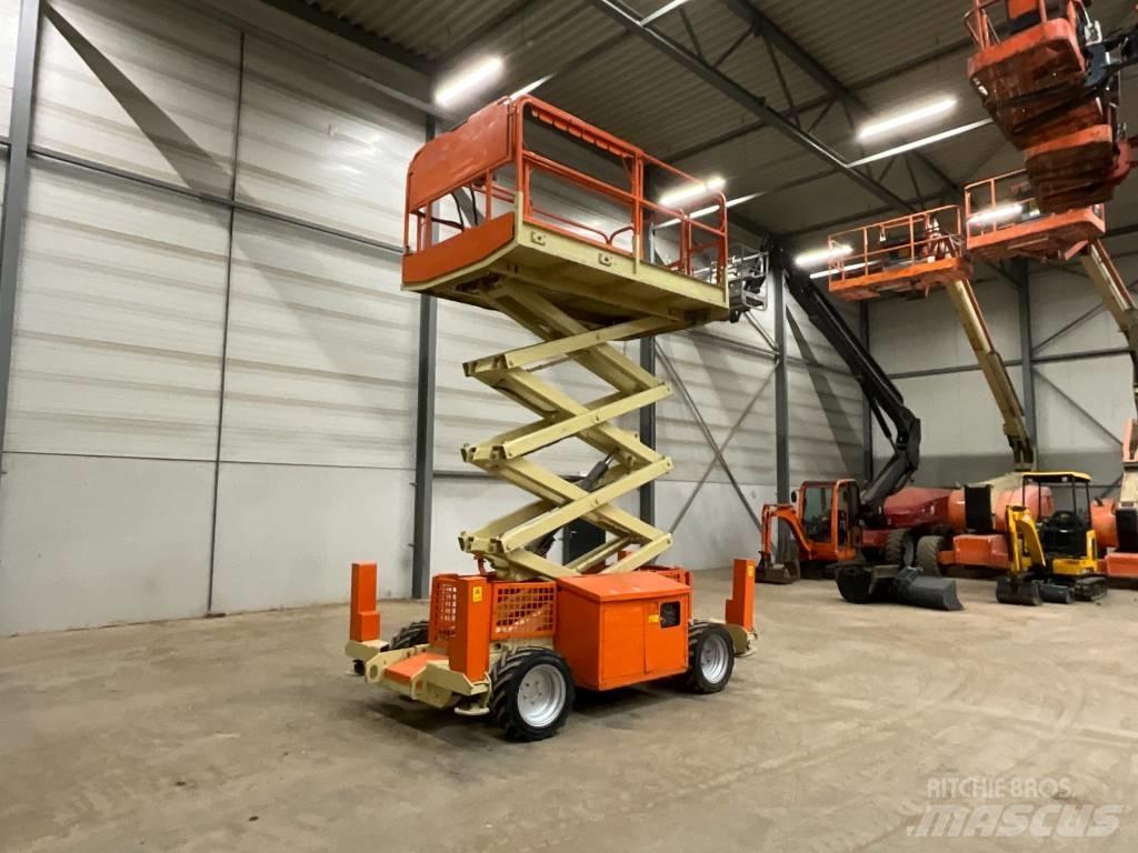 JLG 260 MRT Saxliftar