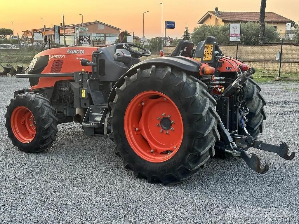 Kubota M5071N Traktorer