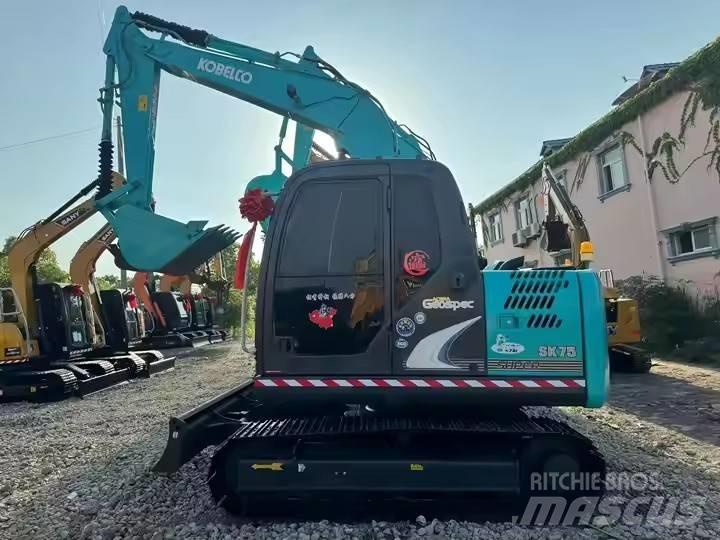 Kobelco SK 75 Bandgrävare