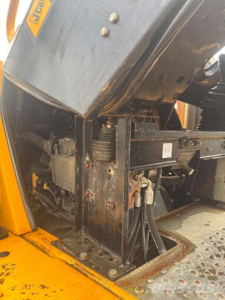 JCB 6 T-1 Minidumprar