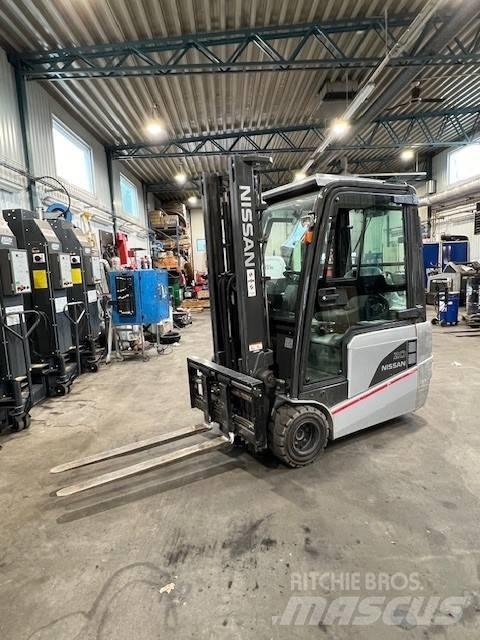 Nissan G1N1L20Q Elmotviktstruckar