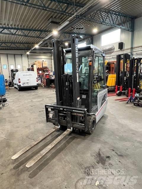 Nissan G1N1L20Q Elmotviktstruckar