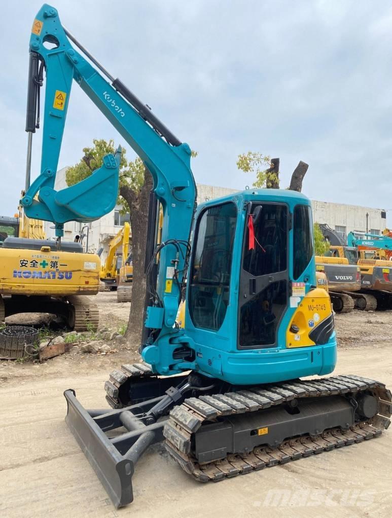 Kubota U 40 Minigrävare < 7t