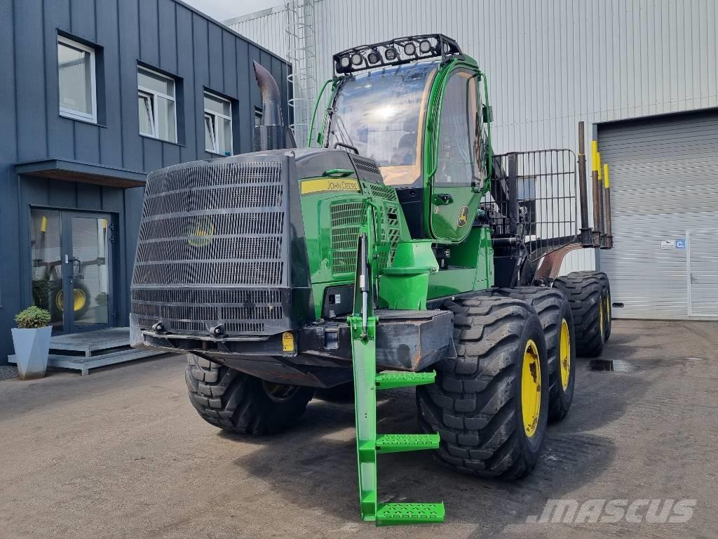 John Deere 1510 G Skotare