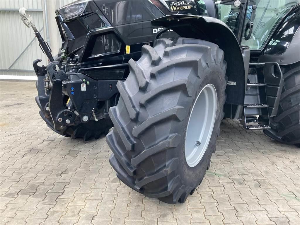 Deutz-Fahr 7250TTV Traktorer