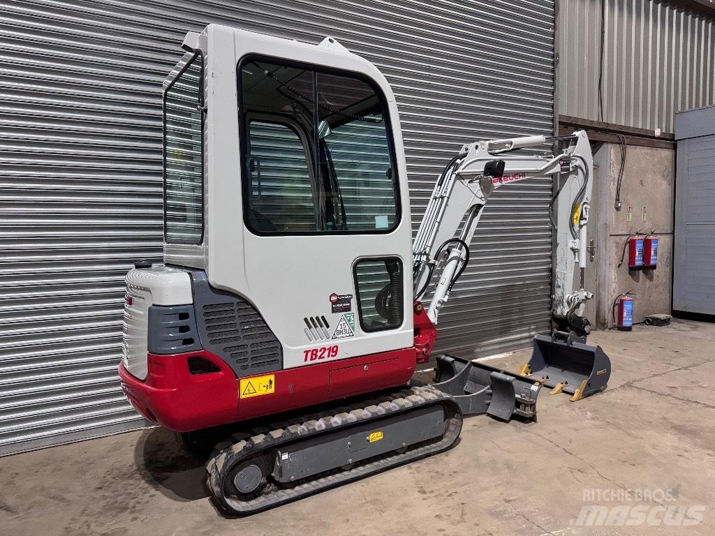Takeuchi TB 219 Minigrävare < 7t