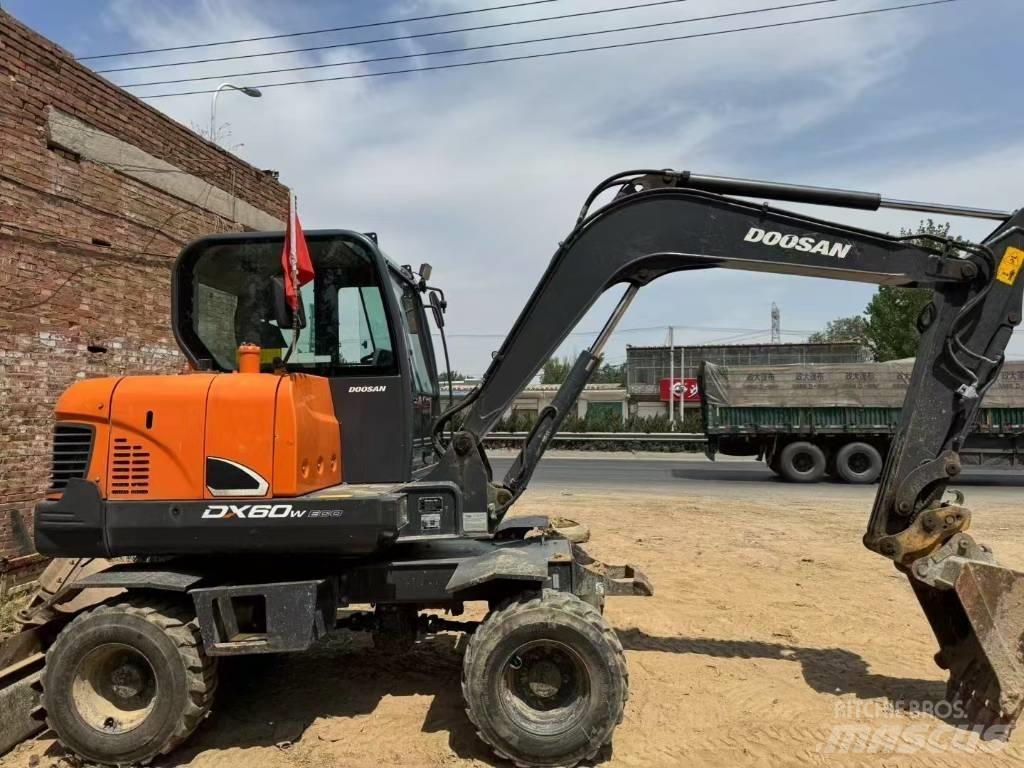 Doosan DX 60 Minigrävare < 7t