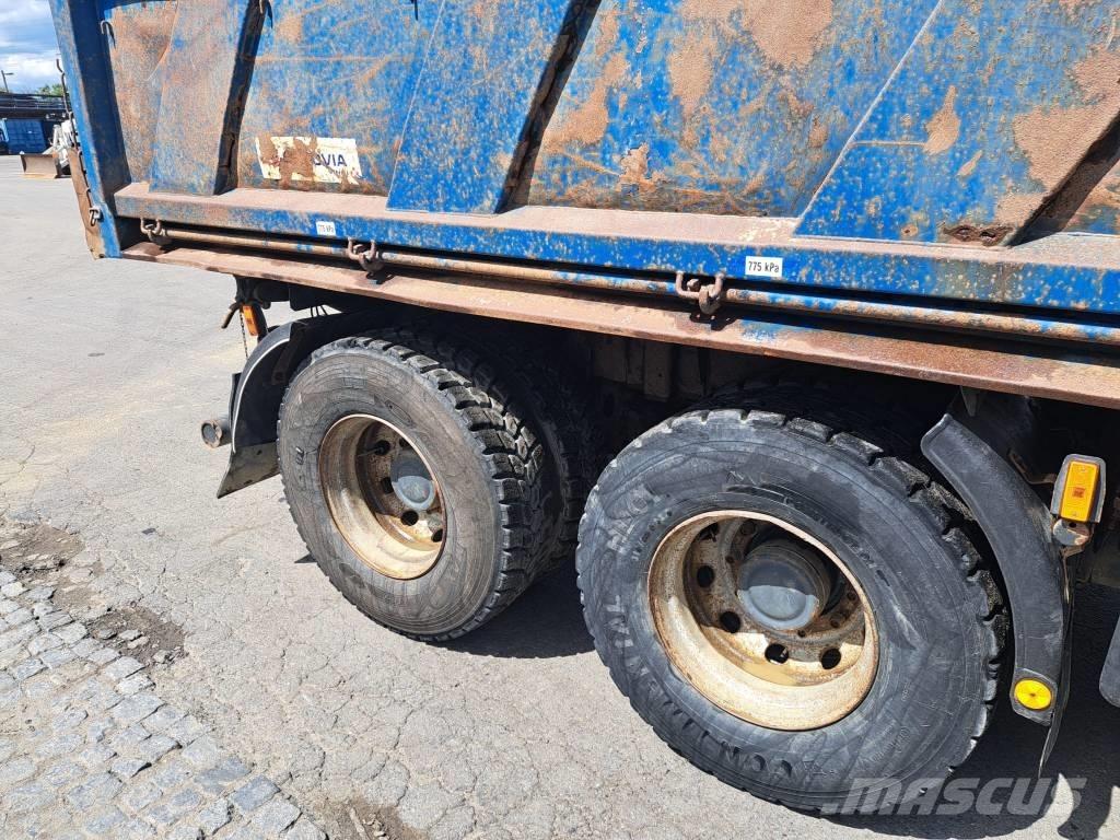 Tatra T 815-2 6x6 Tippbilar