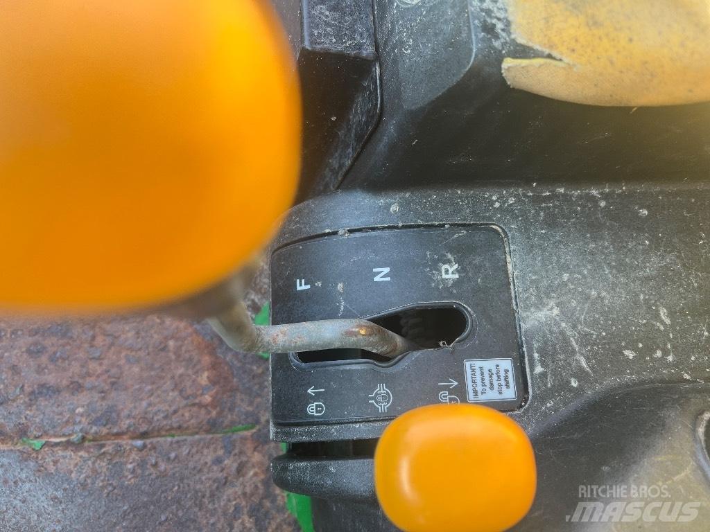 John Deere Gator TS Redskapsbärare