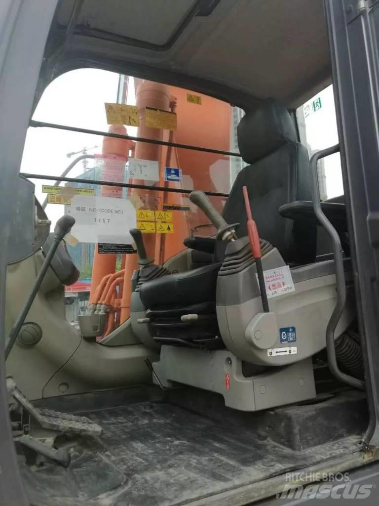 Hitachi zx200 Bandgrävare