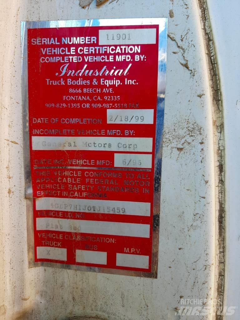GMC C 7 Flakbilar
