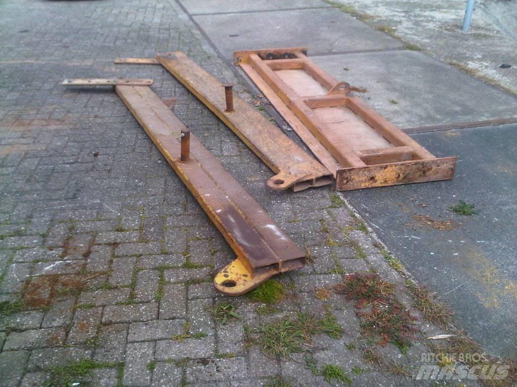 Volvo A25 tailgates Chassi och upphängning
