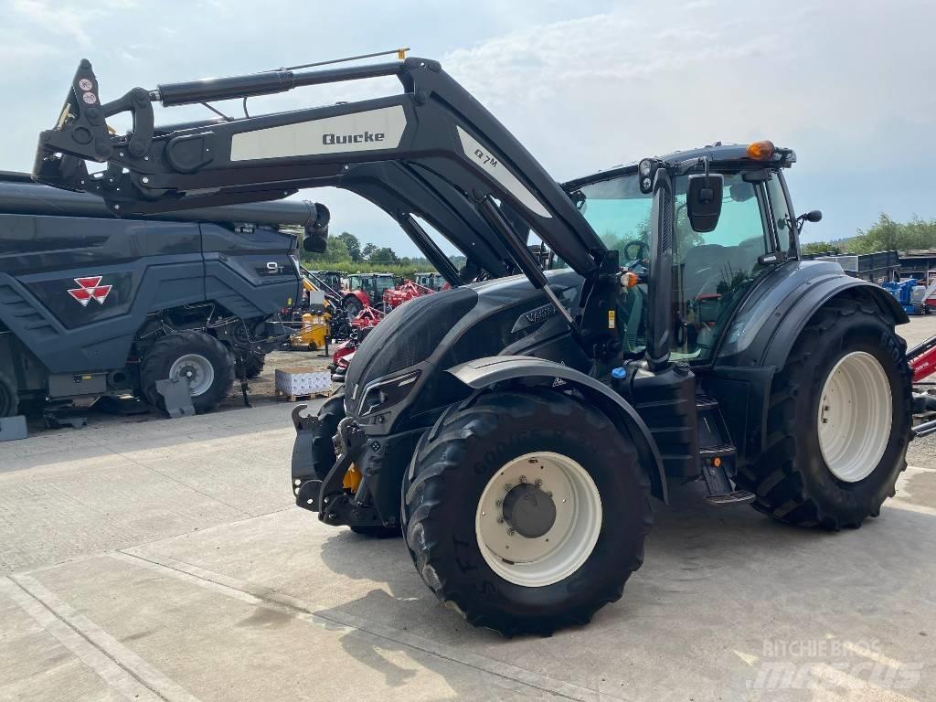 Valtra T214 Versu Traktorer