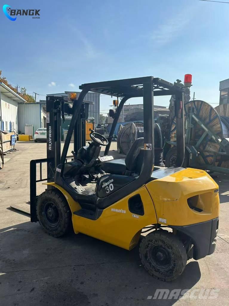 Komatsu FD 30 T-17 Dieselmotviktstruckar