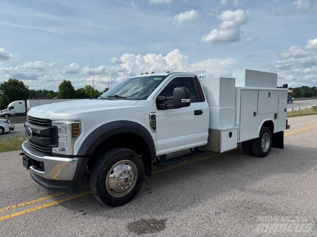 Ford F 450 Plogbilar