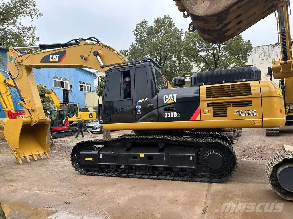 CAT 336 D2 Bandgrävare