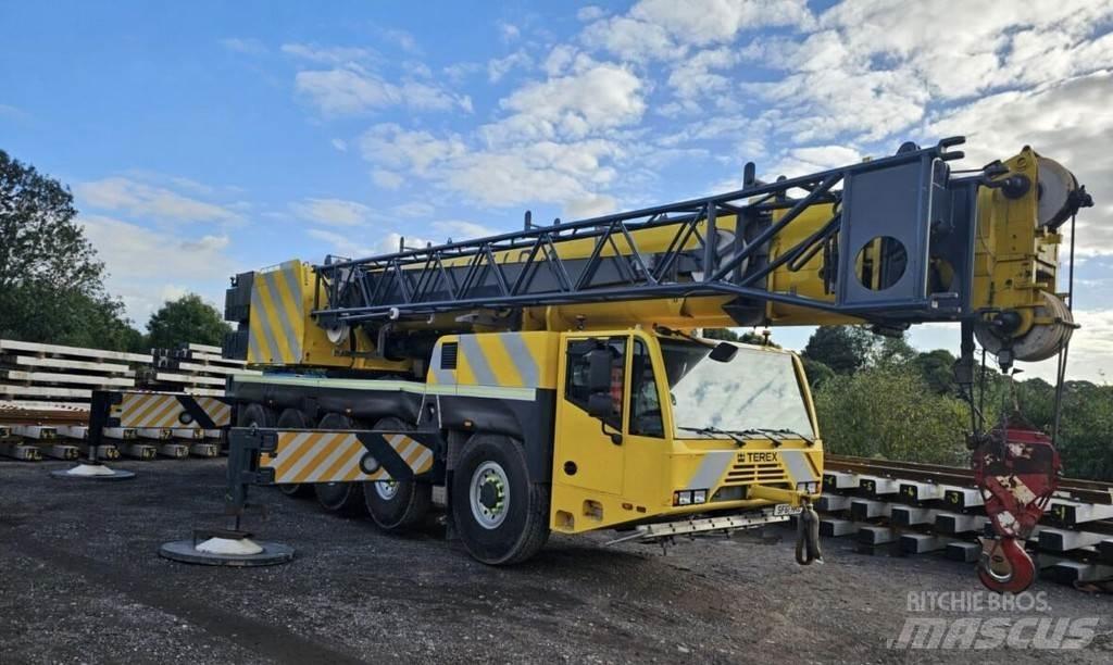 Terex AC140C Terrängkranar (Grov terräng)