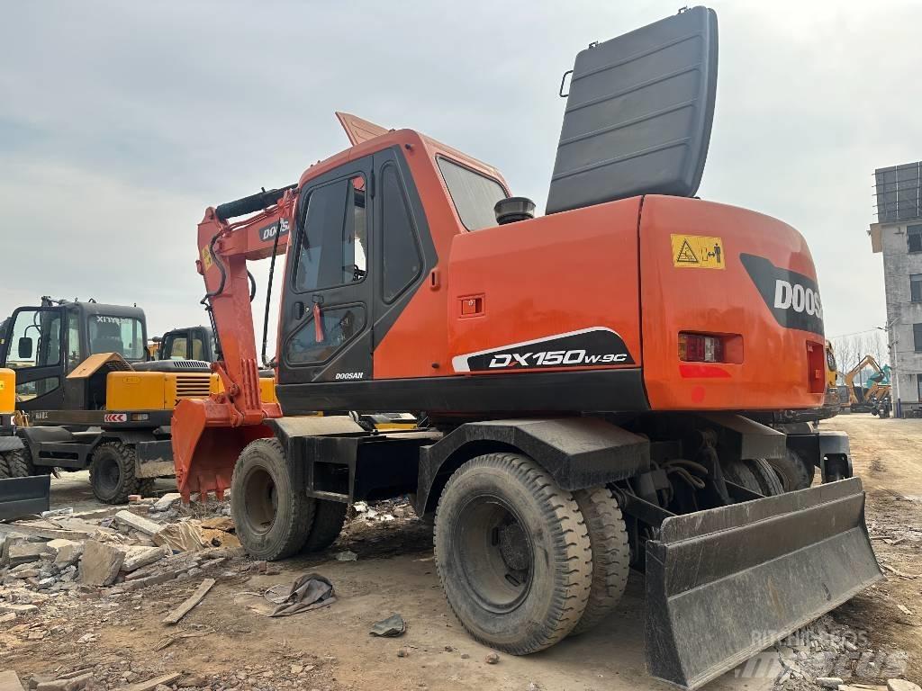 Doosan 150 Hjulgrävare