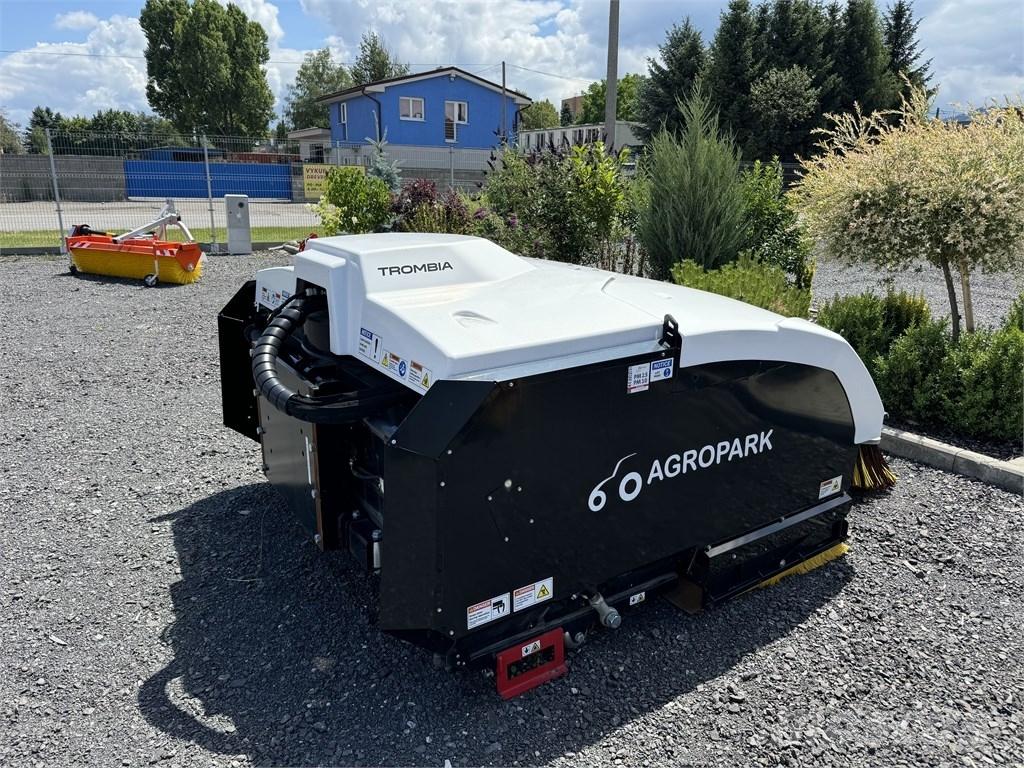  TROMBIA 220 Borstar & borstskopor