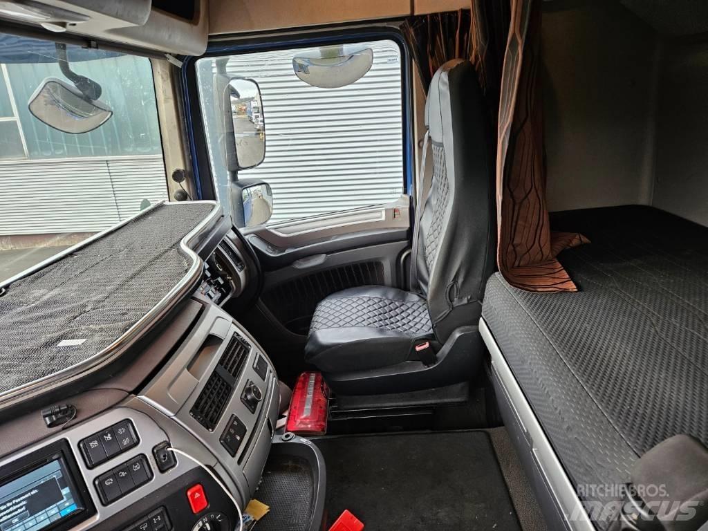 DAF XF 530 Unfall Dragbilar