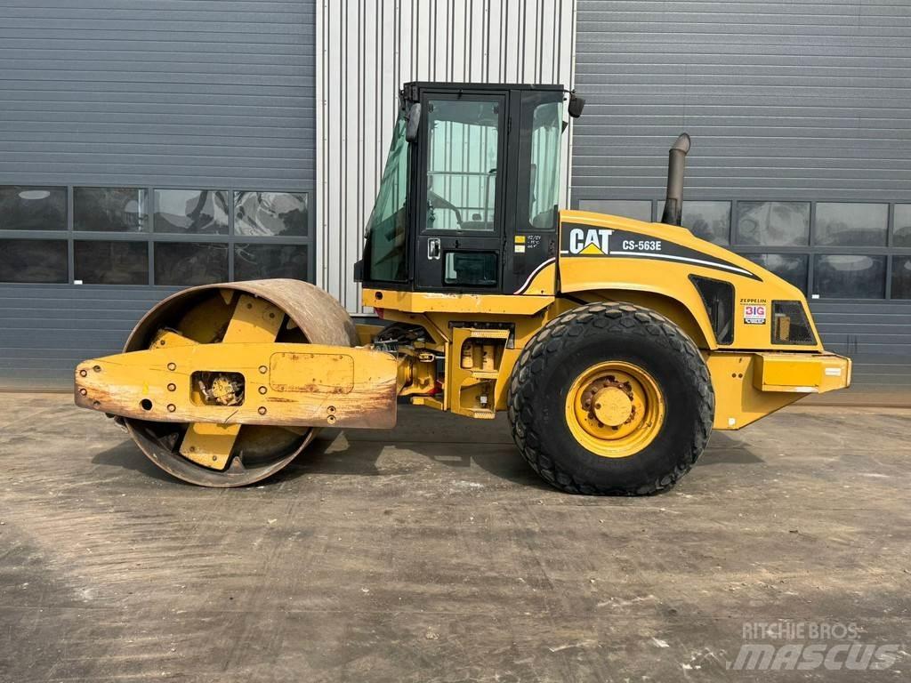 CAT CS563E Envalsvältar