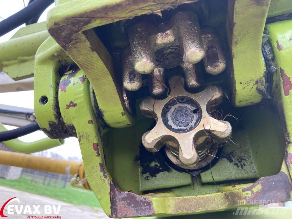 CLAAS Volto 870 T Vändare och luftare